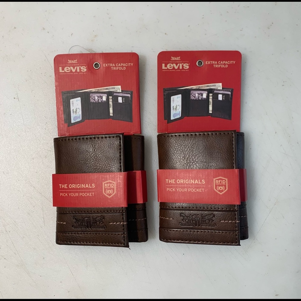 Levi's Men's Wallet